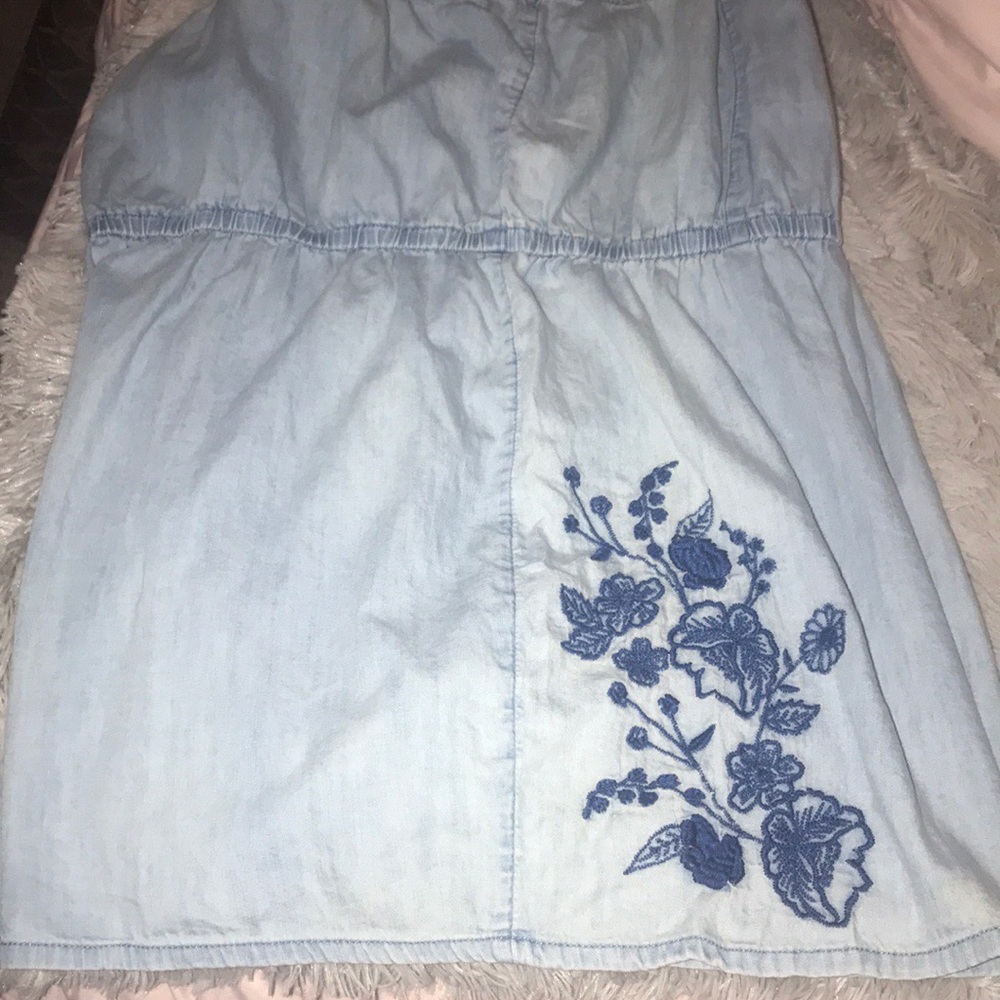 Embroidered Romper - Picture 3 of 6